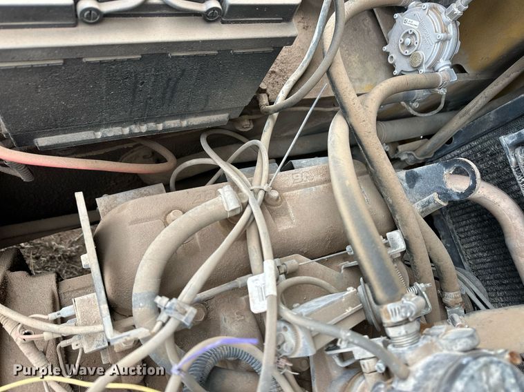 image for item ER8714 2000 Caterpillar GPL40 forklift