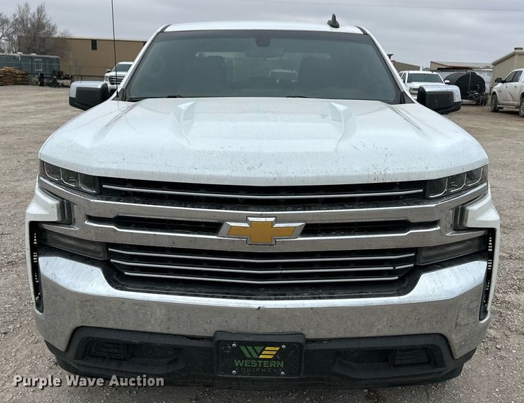 image for item ER8715 2019 Chevrolet Silverado 1500 Crew Cab pickup truck