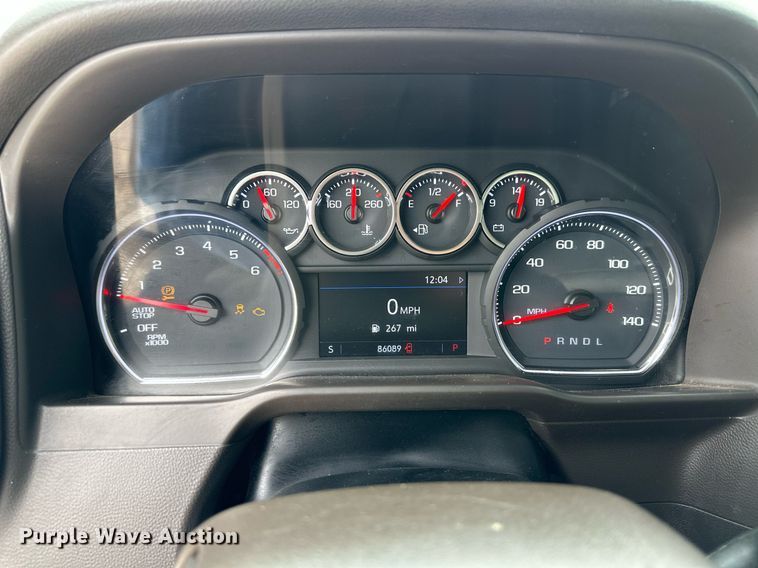 image for item ER8715 2019 Chevrolet Silverado 1500 Crew Cab pickup truck