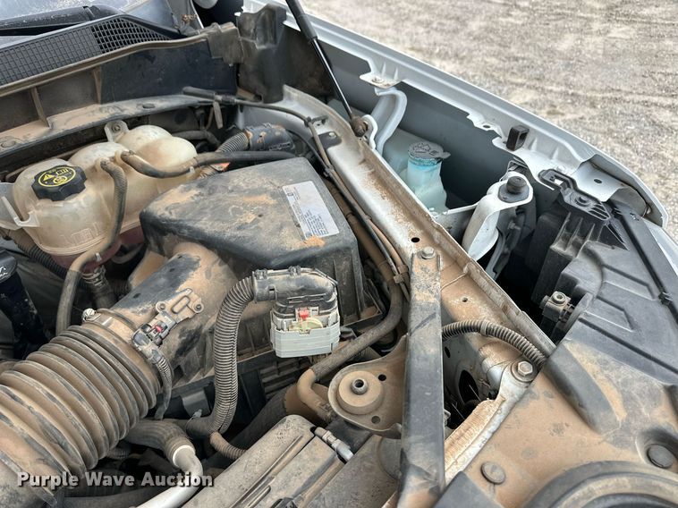 image for item ER8715 2019 Chevrolet Silverado 1500 Crew Cab pickup truck