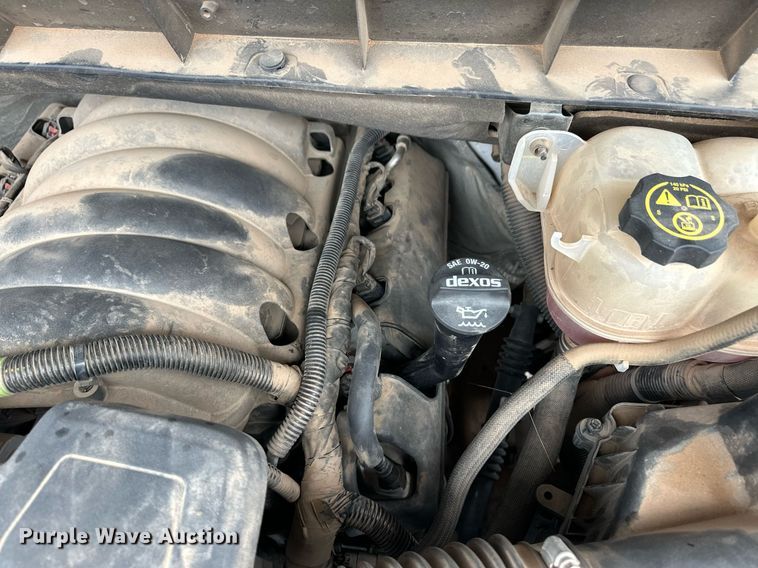 image for item ER8715 2019 Chevrolet Silverado 1500 Crew Cab pickup truck