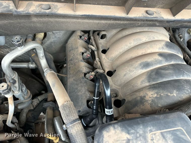 image for item ER8715 2019 Chevrolet Silverado 1500 Crew Cab pickup truck