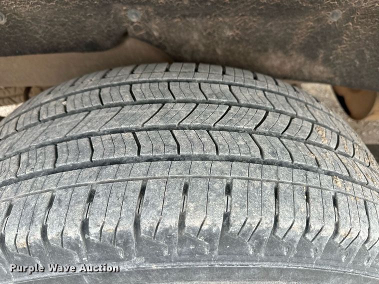 image for item ER8715 2019 Chevrolet Silverado 1500 Crew Cab pickup truck