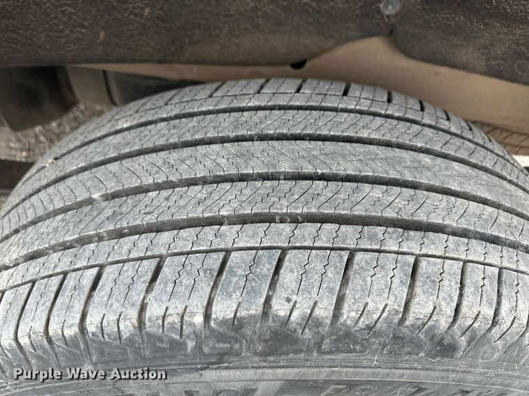 image for item ER8715 2019 Chevrolet Silverado 1500 Crew Cab pickup truck