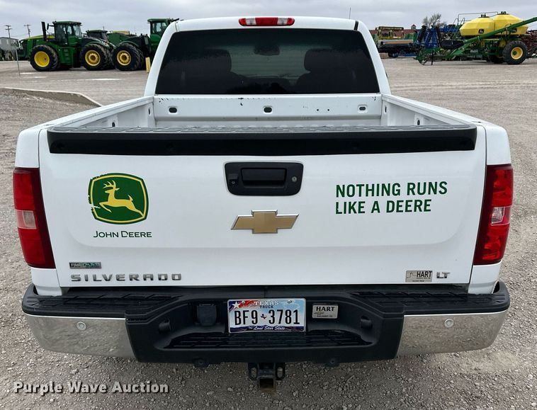 image for item ER8716 2011 Chevrolet Silverado 1500 Ext. Cab pickup truck