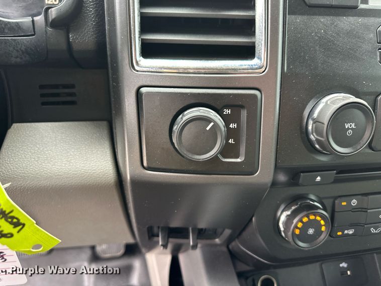 image for item ER8717 2016 Ford F150 SuperCrew pickup truck