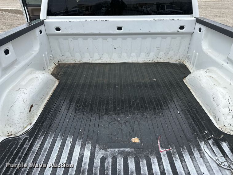 image for item ER8720 2015 Chevrolet Silverado 1500 Crew Cab pickup truck