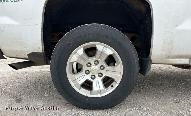 image for item ER8720 2015 Chevrolet Silverado 1500 Crew Cab pickup truck