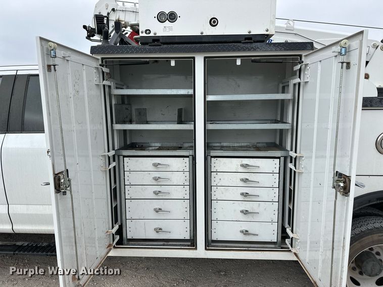 image for item ER8721 2021 Ford F550 SuperCab utility / service truck