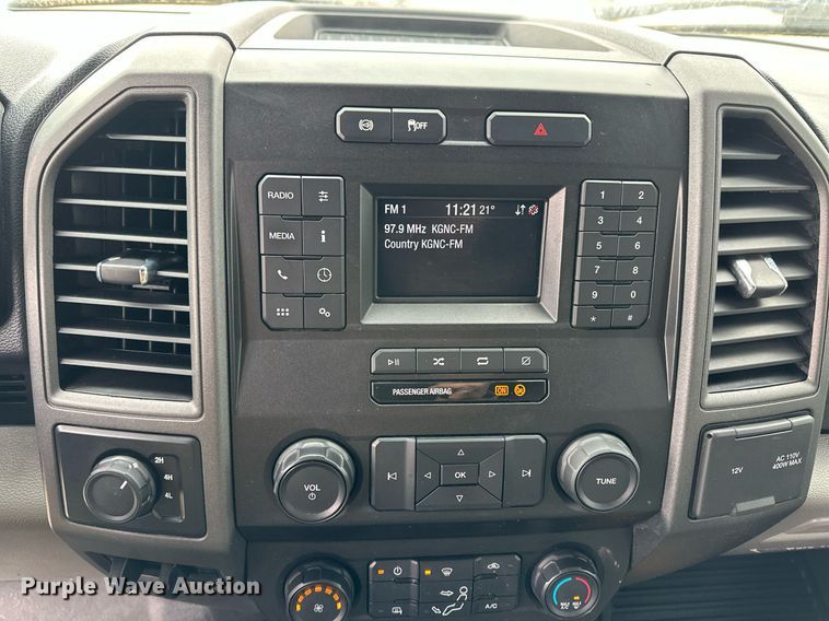 image for item ER8721 2021 Ford F550 SuperCab utility / service truck