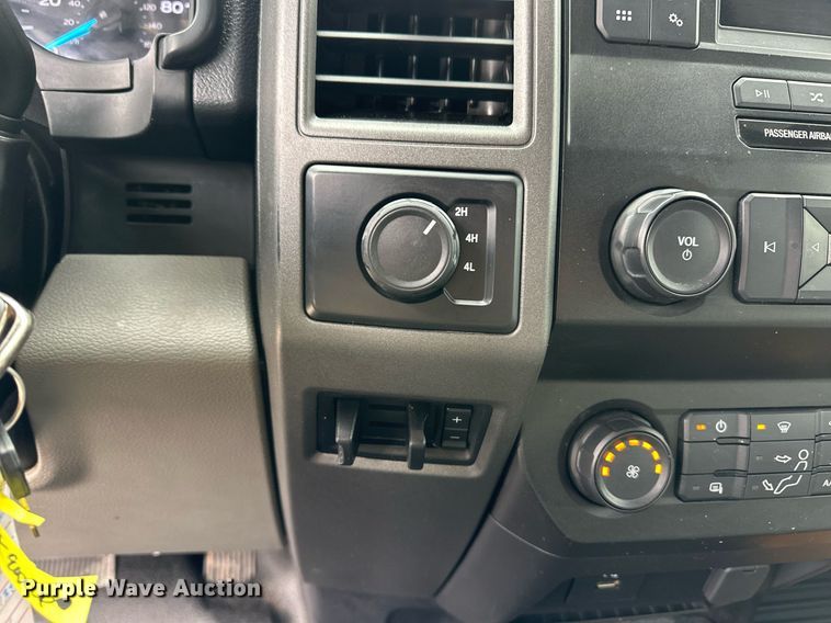 image for item ER8721 2021 Ford F550 SuperCab utility / service truck