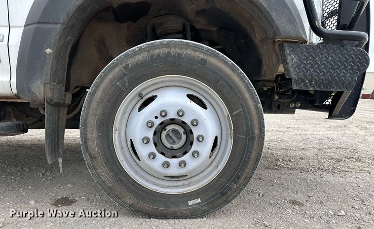 image for item ER8721 2021 Ford F550 SuperCab utility / service truck