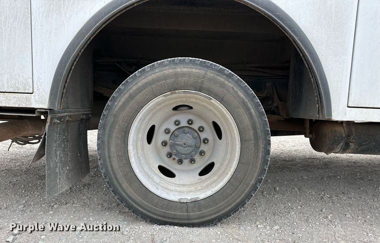 image for item ER8721 2021 Ford F550 SuperCab utility / service truck