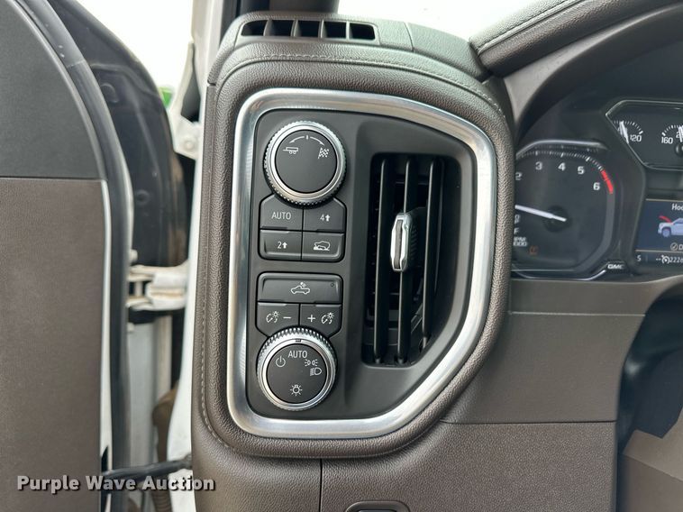 image for item ER8722 2019 GMC Sierra 1500 Crew Cab pickup truck