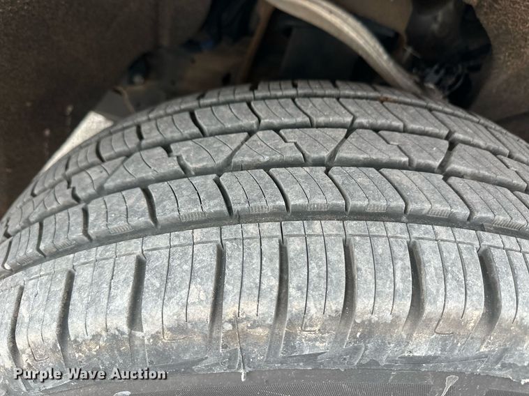 image for item ER8722 2019 GMC Sierra 1500 Crew Cab pickup truck