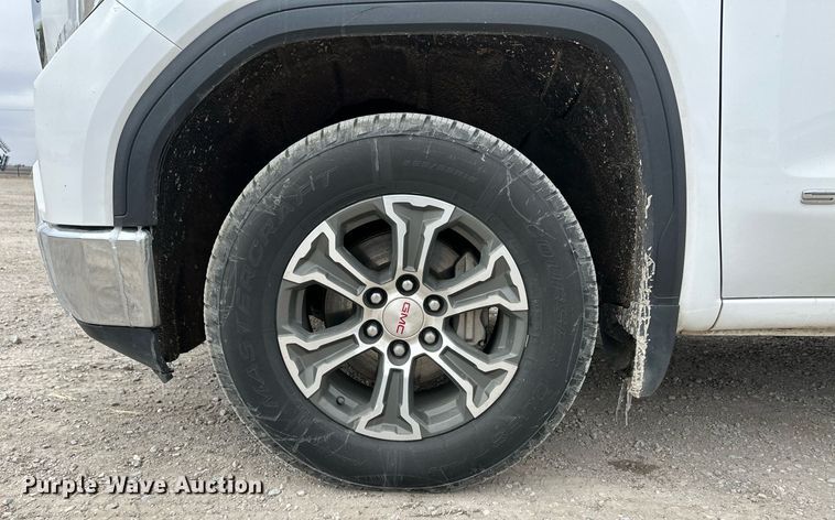 image for item ER8722 2019 GMC Sierra 1500 Crew Cab pickup truck