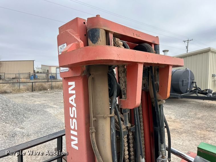 image for item ER8724 Nissan DF05A70V forklift