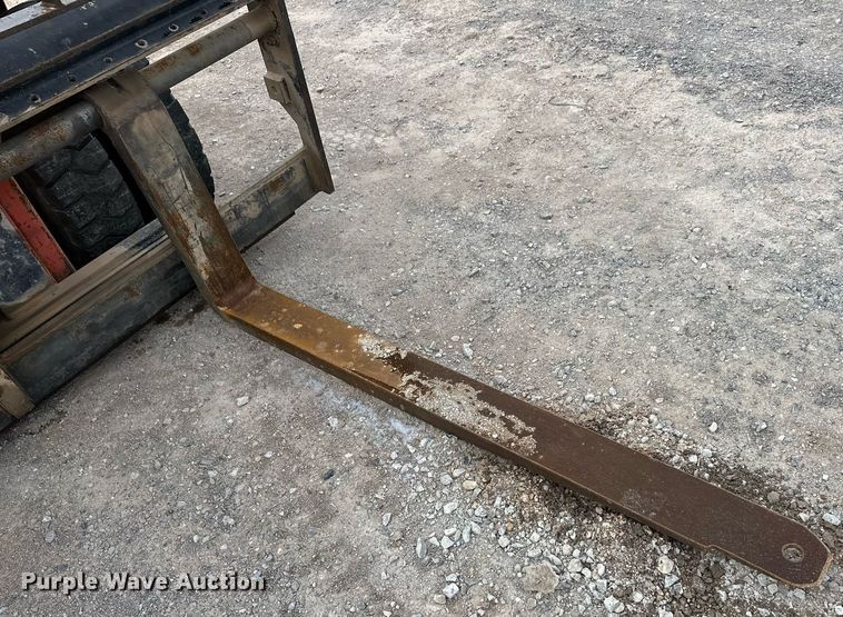 image for item ER8724 Nissan DF05A70V forklift