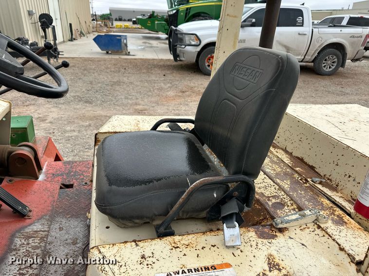 image for item ER8724 Nissan DF05A70V forklift