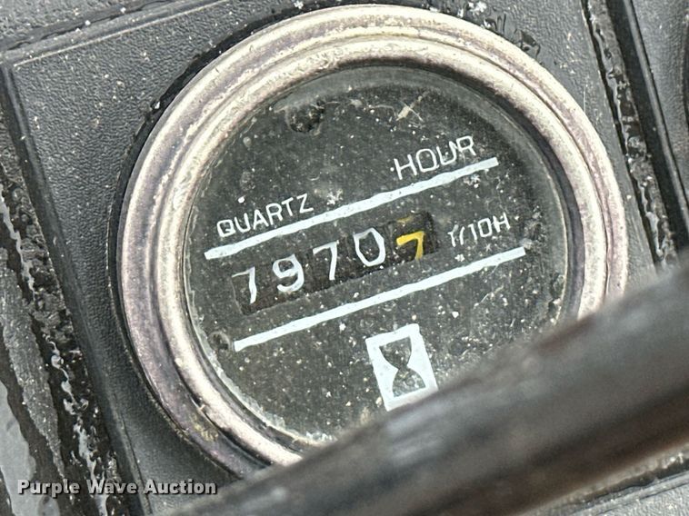 image for item ER8724 Nissan DF05A70V forklift