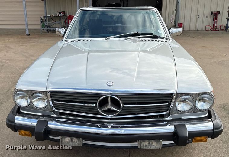 image for item EY9908 1987 Mercedes Benz 560 SL 