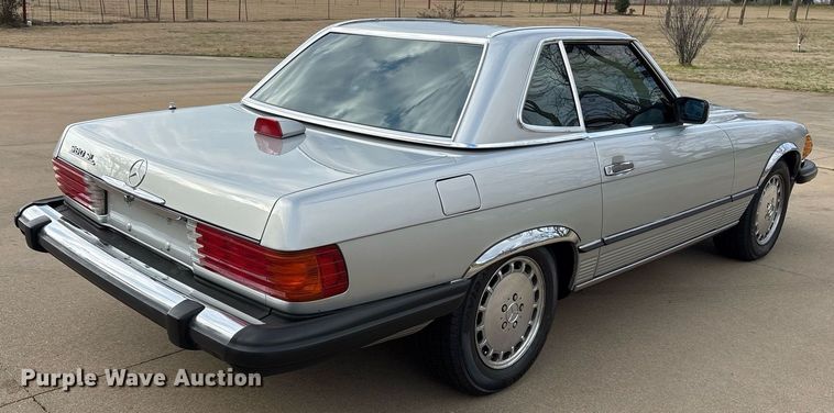 image for item EY9908 1987 Mercedes Benz 560 SL 