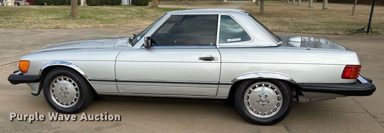 image for item EY9908 1987 Mercedes Benz 560 SL 