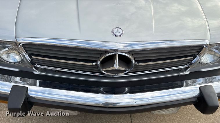 image for item EY9908 1987 Mercedes Benz 560 SL 