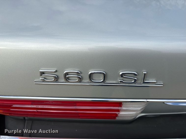 image for item EY9908 1987 Mercedes Benz 560 SL 