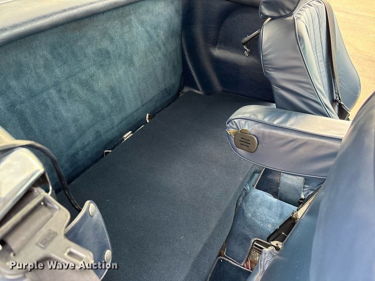 image for item EY9908 1987 Mercedes Benz 560 SL 