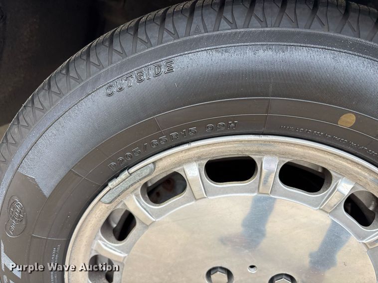 image for item EY9908 1987 Mercedes Benz 560 SL 