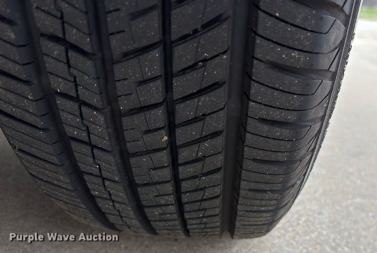 image for item EY9908 1987 Mercedes Benz 560 SL 