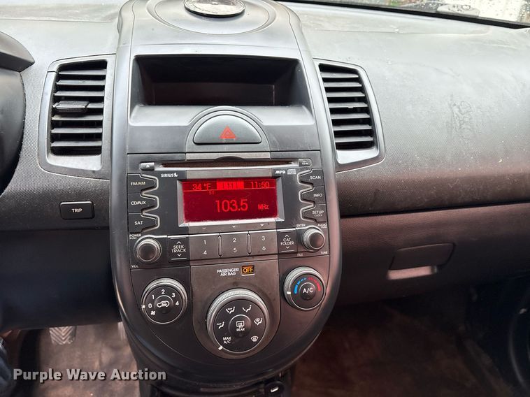 image for item EY9931 2011 Kia Soul SUV