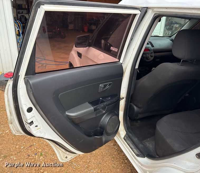 image for item EY9931 2011 Kia Soul SUV