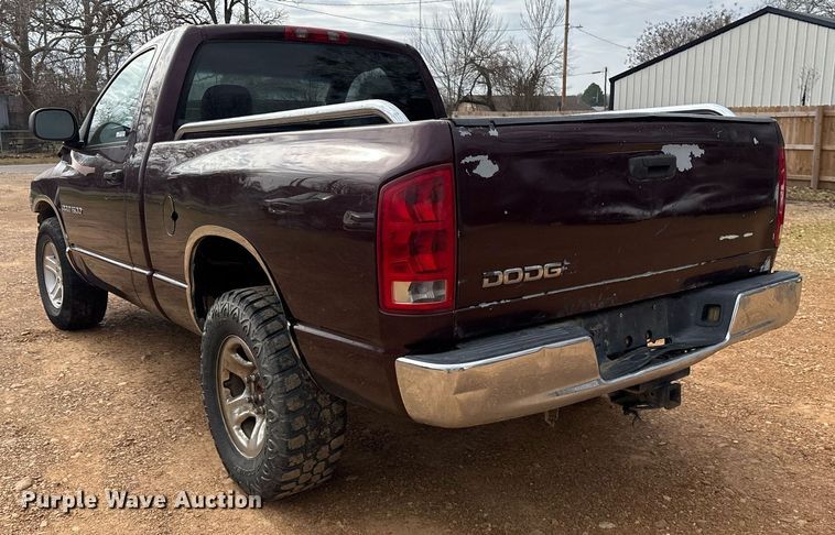 image for item EY9932 2004 Dodge Ram 1500 pickup truck