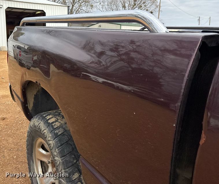 image for item EY9932 2004 Dodge Ram 1500 pickup truck