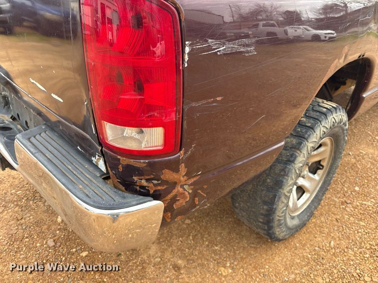 image for item EY9932 2004 Dodge Ram 1500 pickup truck