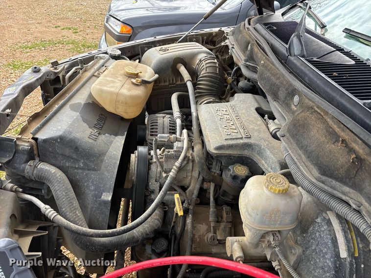 image for item EY9932 2004 Dodge Ram 1500 pickup truck