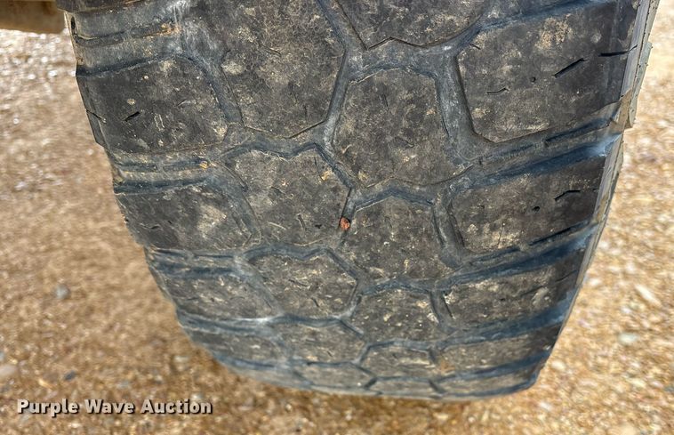 image for item EY9932 2004 Dodge Ram 1500 pickup truck