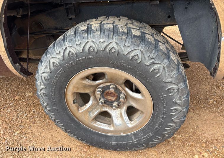 image for item EY9932 2004 Dodge Ram 1500 pickup truck