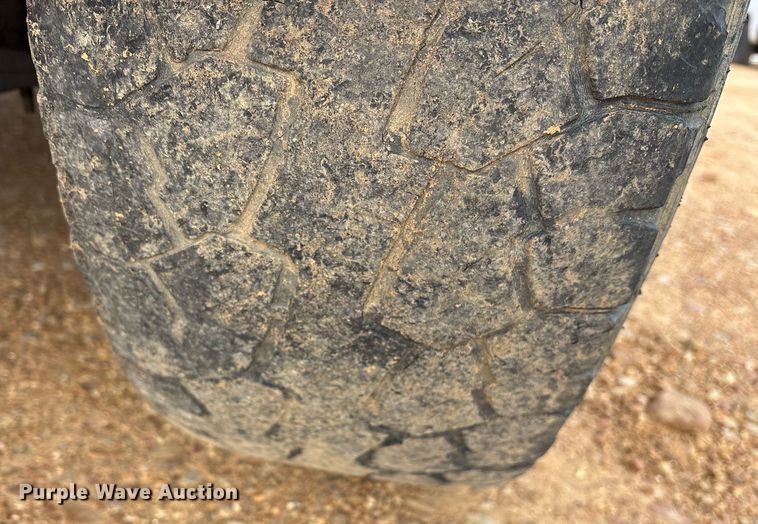 image for item EY9932 2004 Dodge Ram 1500 pickup truck