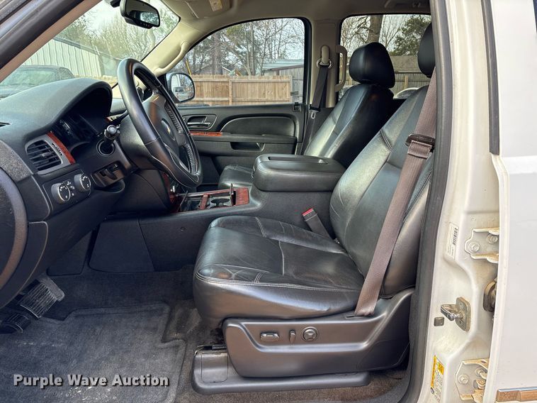 image for item EY9936 2013 Chevrolet Tahoe SUV