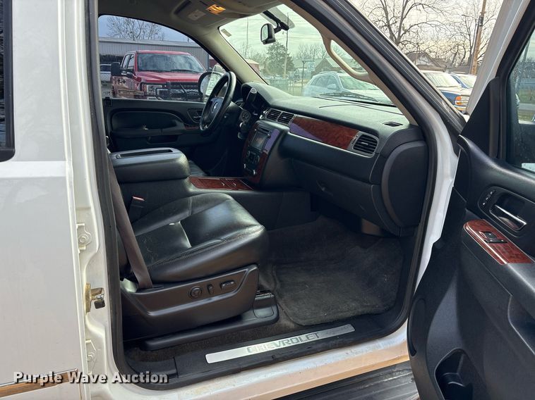 image for item EY9936 2013 Chevrolet Tahoe SUV