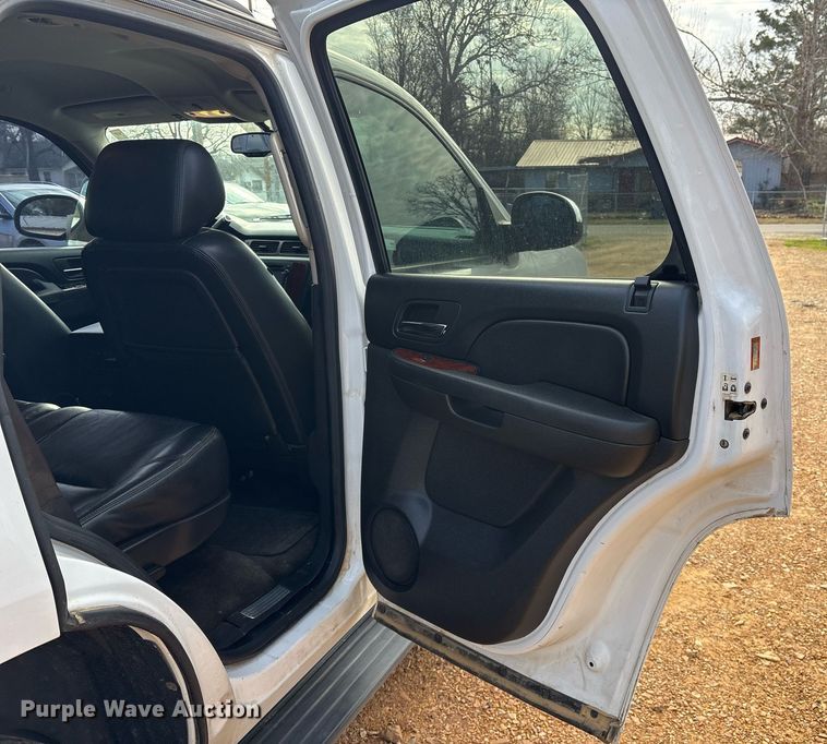 image for item EY9936 2013 Chevrolet Tahoe SUV