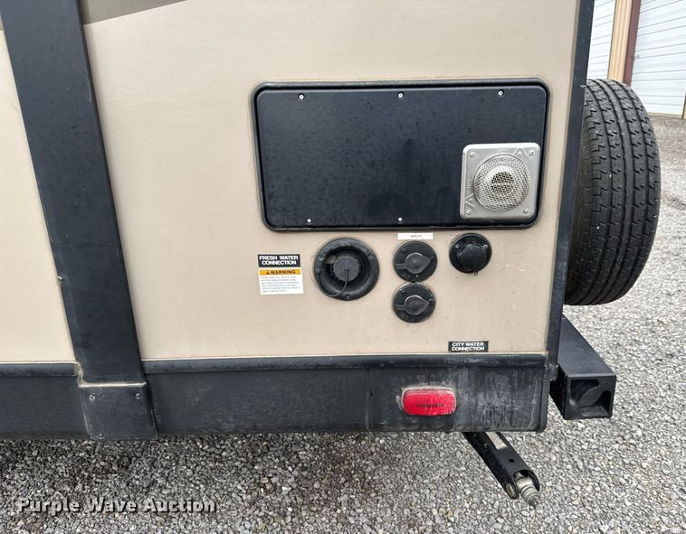 image for item LH9481 2017 Keystone  Kodiak Ultra-Lite camper