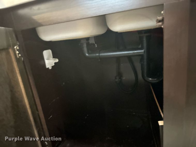 image for item LH9481 2017 Keystone  Kodiak Ultra-Lite camper