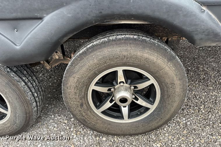 image for item LH9481 2017 Keystone  Kodiak Ultra-Lite camper