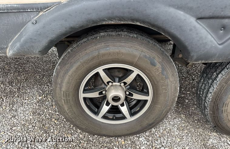 image for item LH9481 2017 Keystone  Kodiak Ultra-Lite camper