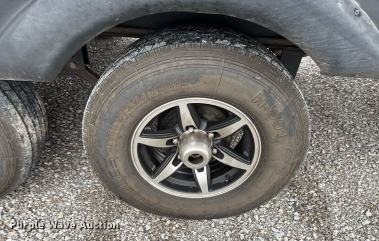 image for item LH9481 2017 Keystone  Kodiak Ultra-Lite camper