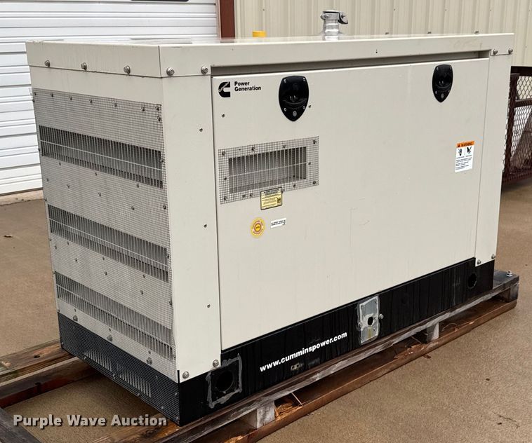 image for item LH9504 2011 Onan GGMB-9061835 generator